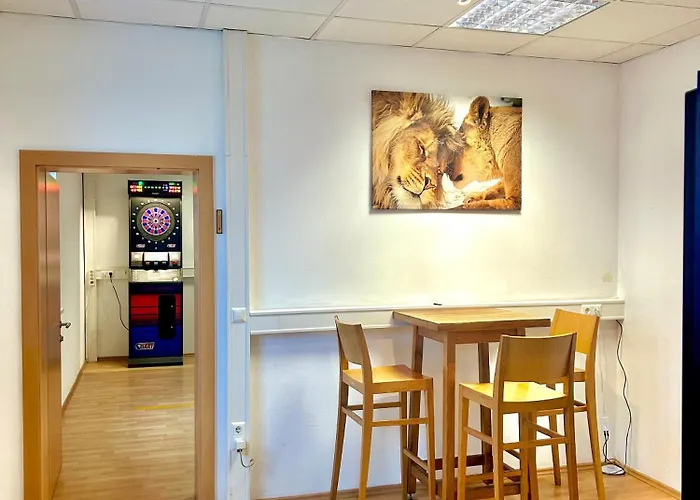 Montagehotel Living@linz فندق لينتز