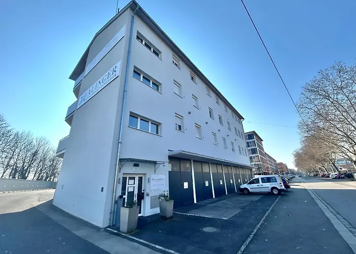 Otel Montagehotel Living@linz Linz