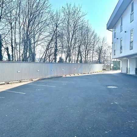 Отель Montagehotel Living@linz *